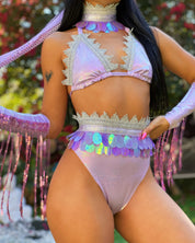 Queen Iris 4